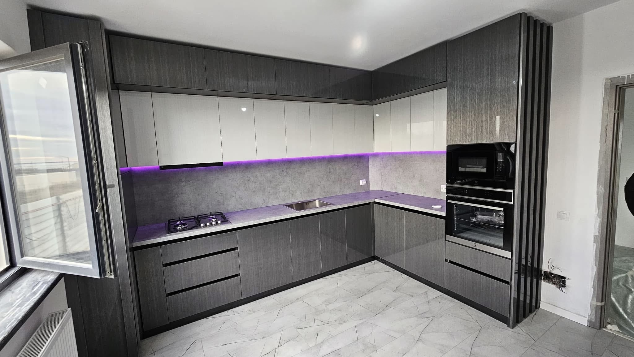Glossy Grey & White Kitchen